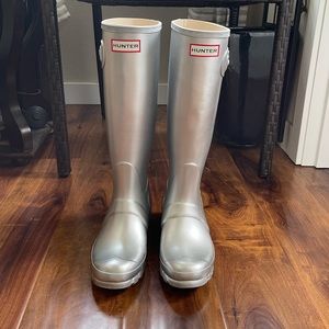 Hunter Tall boots in Silver size 6M